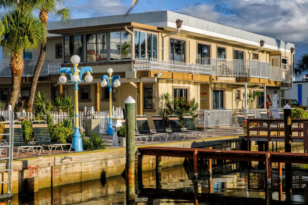 | Bayview Plaza Waterfront Resort