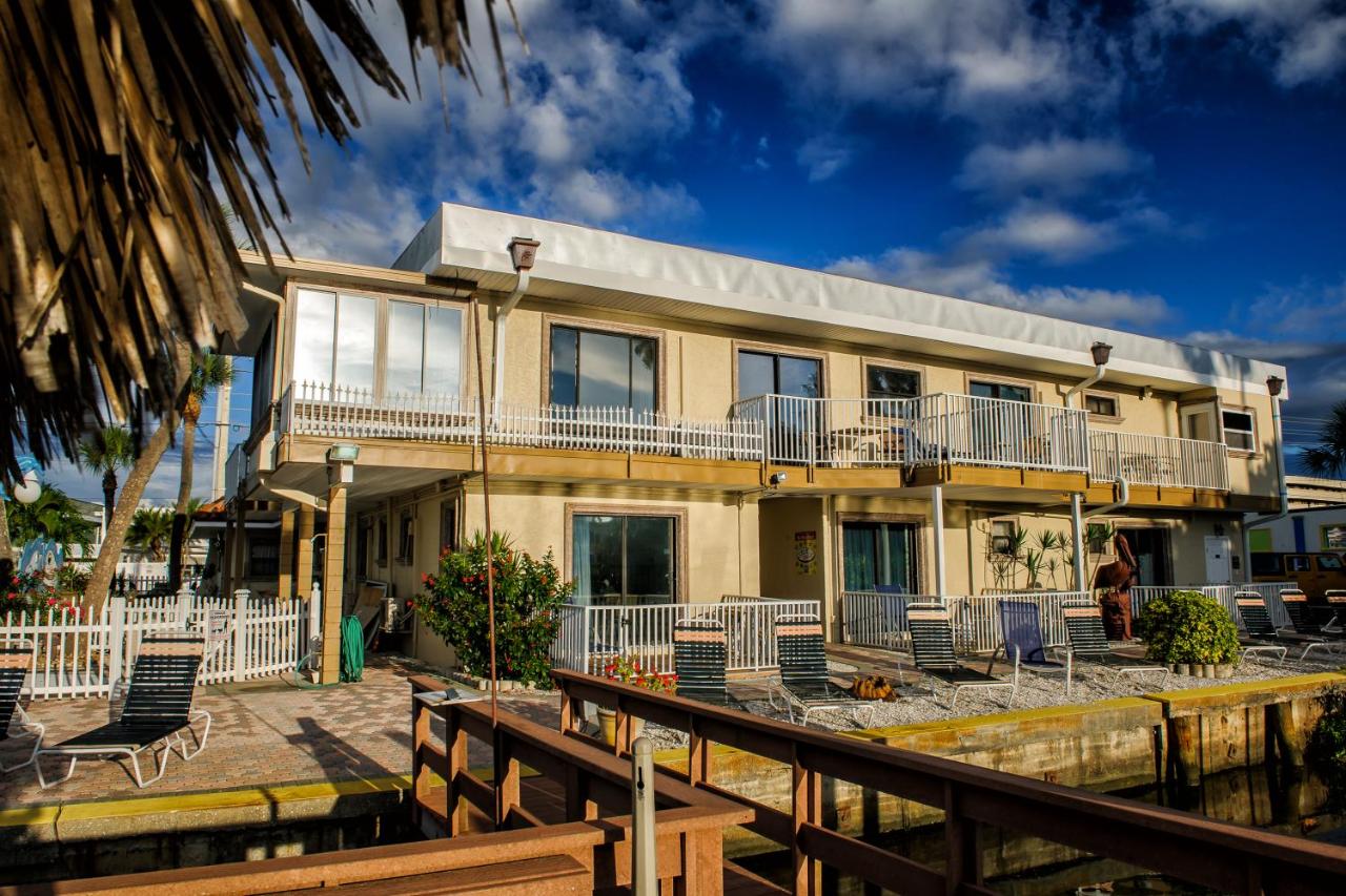 | Bayview Plaza Waterfront Resort