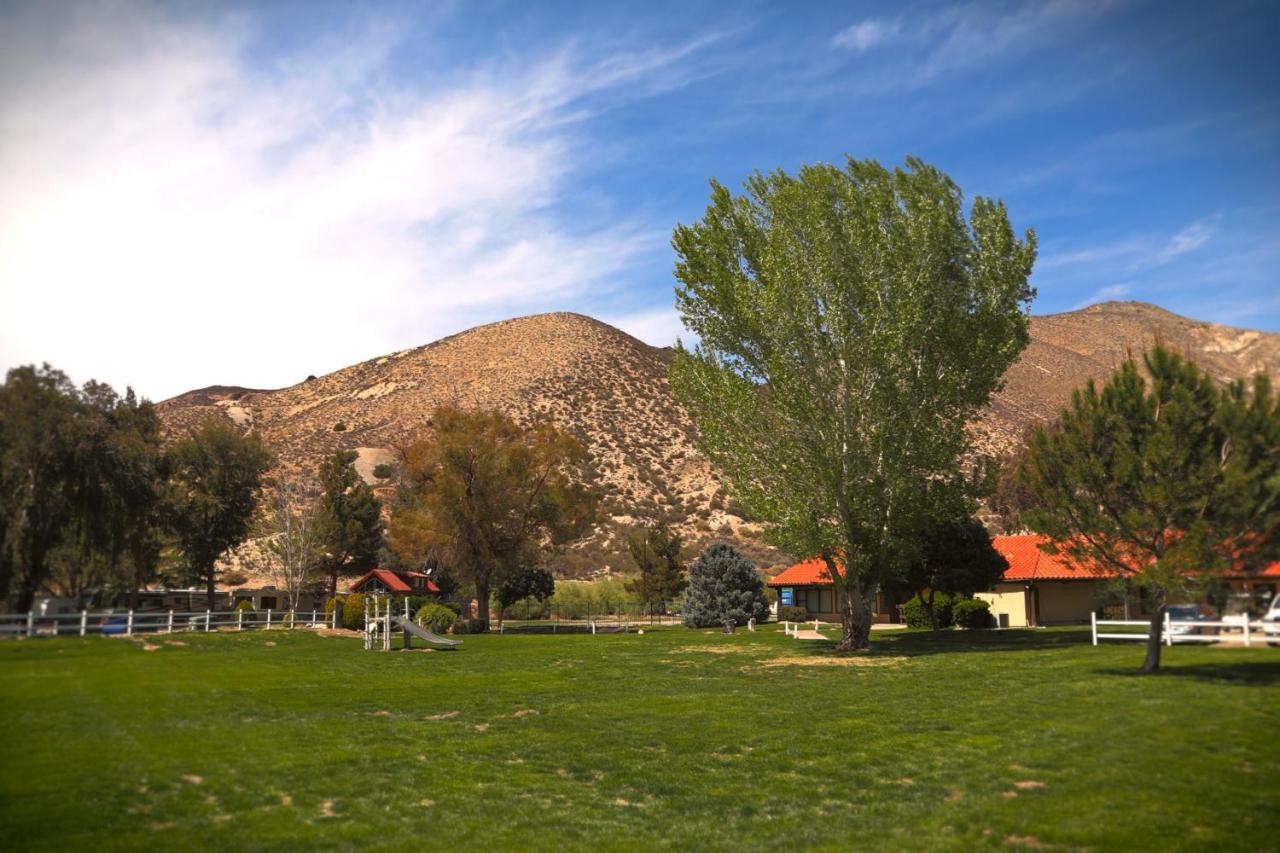 | Soledad Canyon Studio Cabin 21