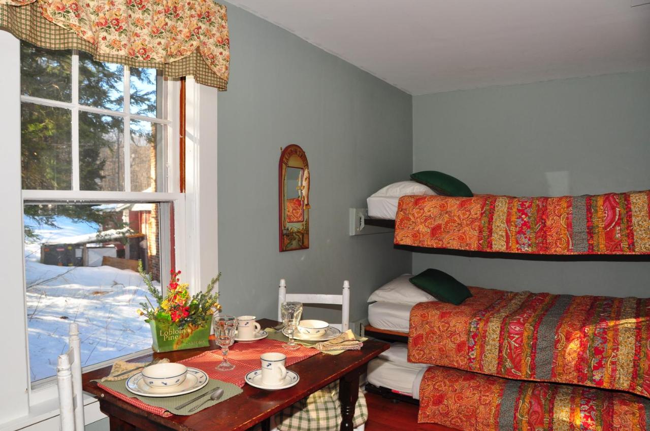 | Bartlett Inn