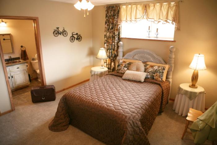 | Sawin' Logs Inn