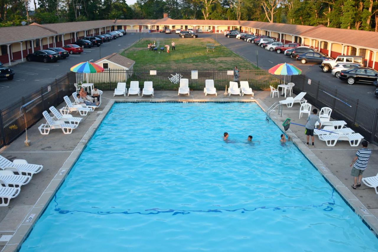 | Atlantic Inn and Suites - Wall Township