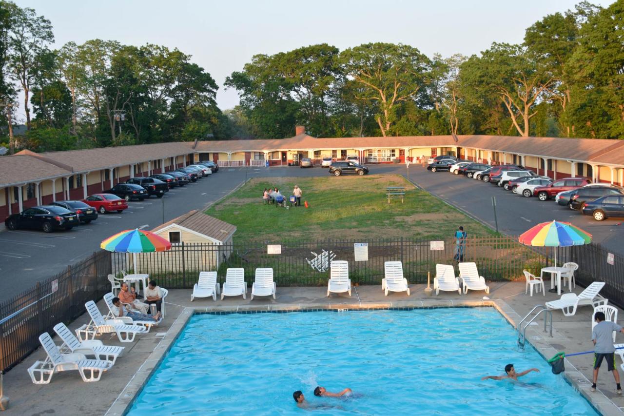 | Atlantic Inn and Suites - Wall Township