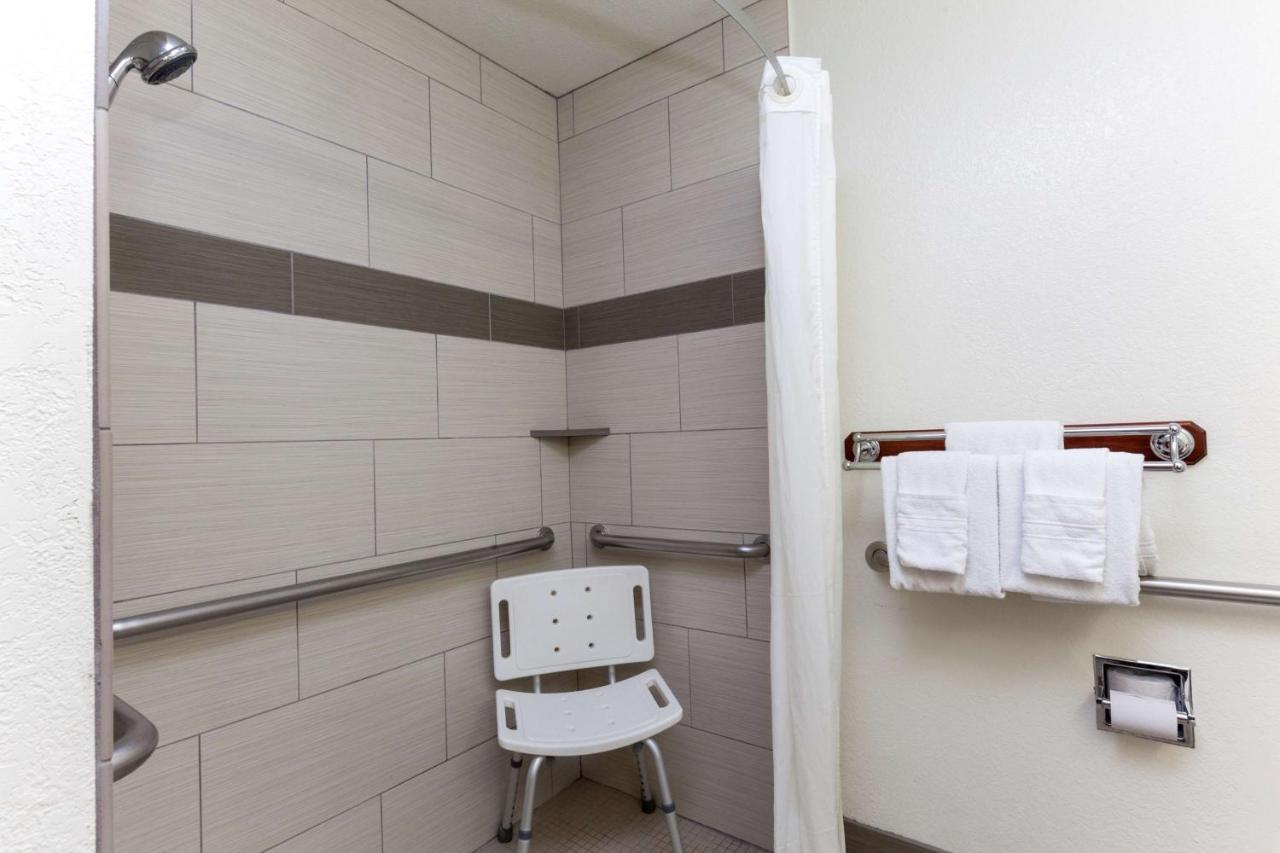 King Room - Mobility Access/Non-Smoking at Super 8 by Wyndham Flagstaff