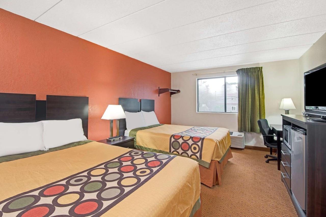 Double Room - Mobility Access/Non-Smoking at Super 8 by Wyndham Stamford/New York City Area