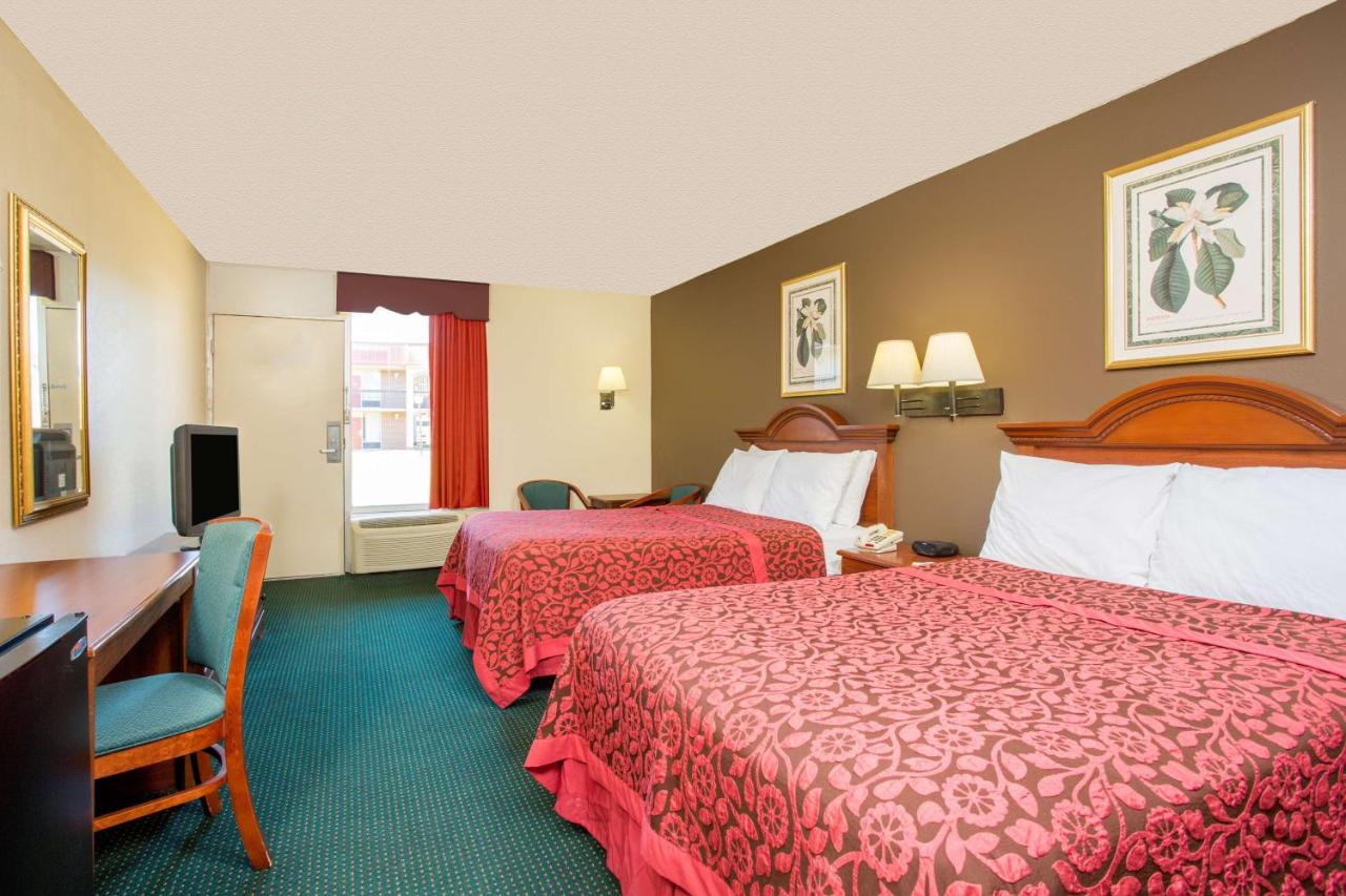 Deluxe Double Room with Two Double Beds - Non-Smoking at Days Inn by Wyndham Forsyth