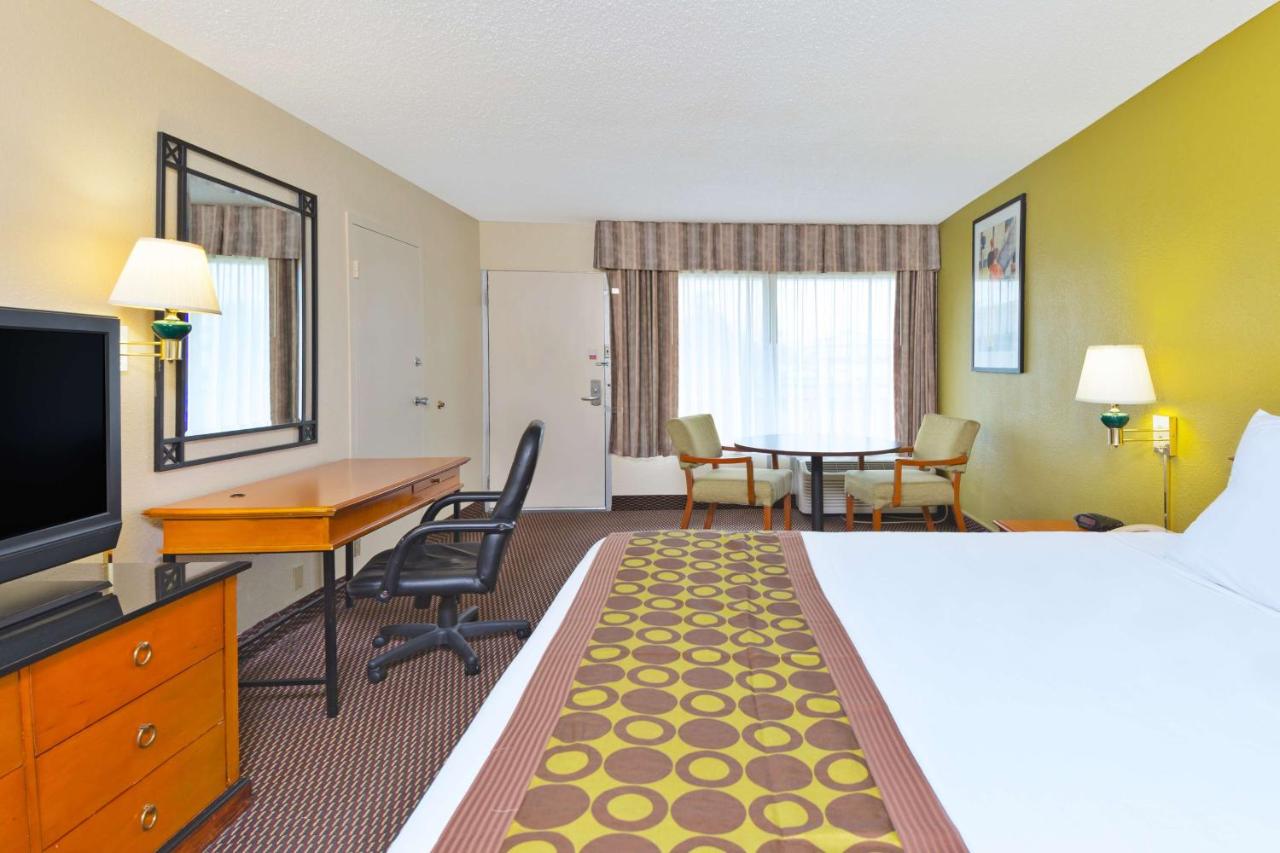 King Studio Suite with Pool View - Non-Smoking at Ramada by Wyndham Pikesville/Baltimore North