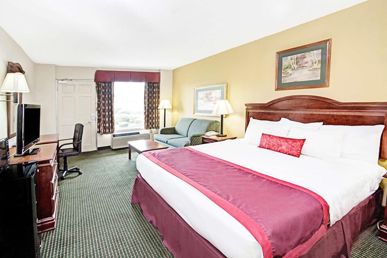 King Studio Suite - Smoking at Ramada by Wyndham Walterboro