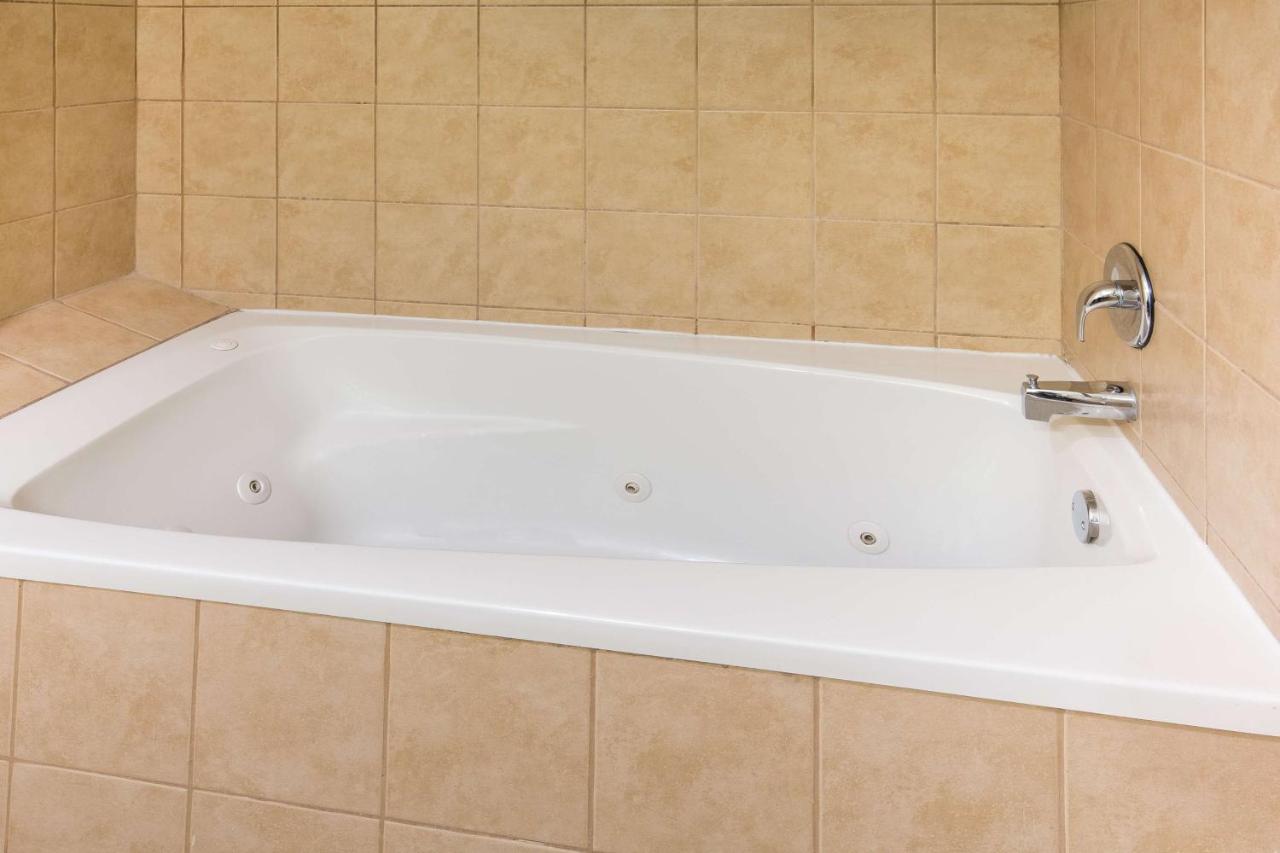 Superior Queen Suite with Two Queen Beds at Global INN
