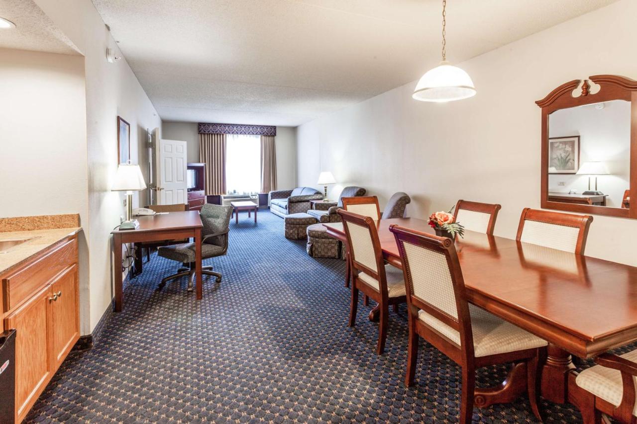 King Studio Suite - Non-Smoking at Wingate by Wyndham Atlanta/Six Flags Austell