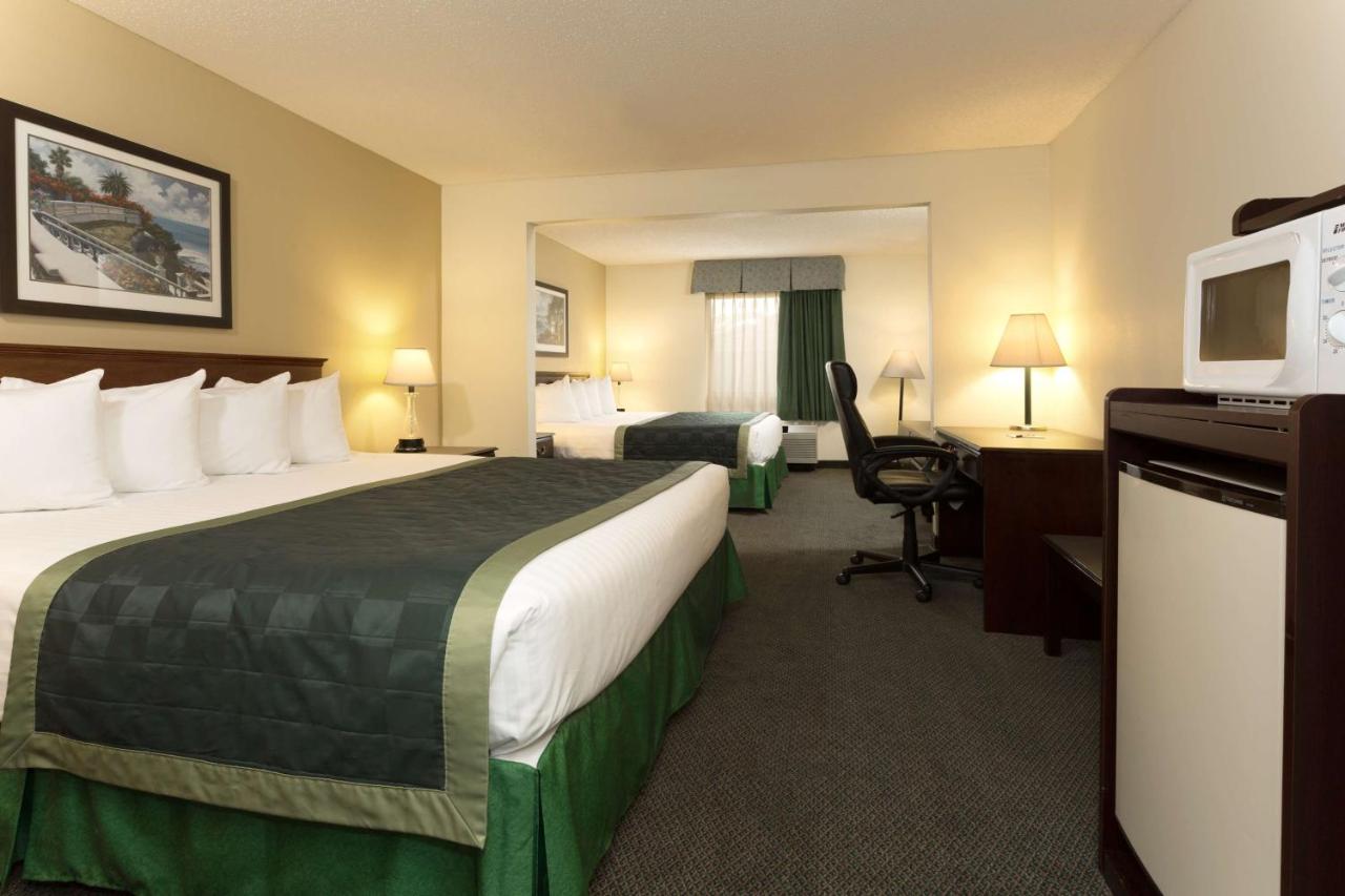 King Room with Two King Beds - Non-Smoking at Baymont by Wyndham Mason