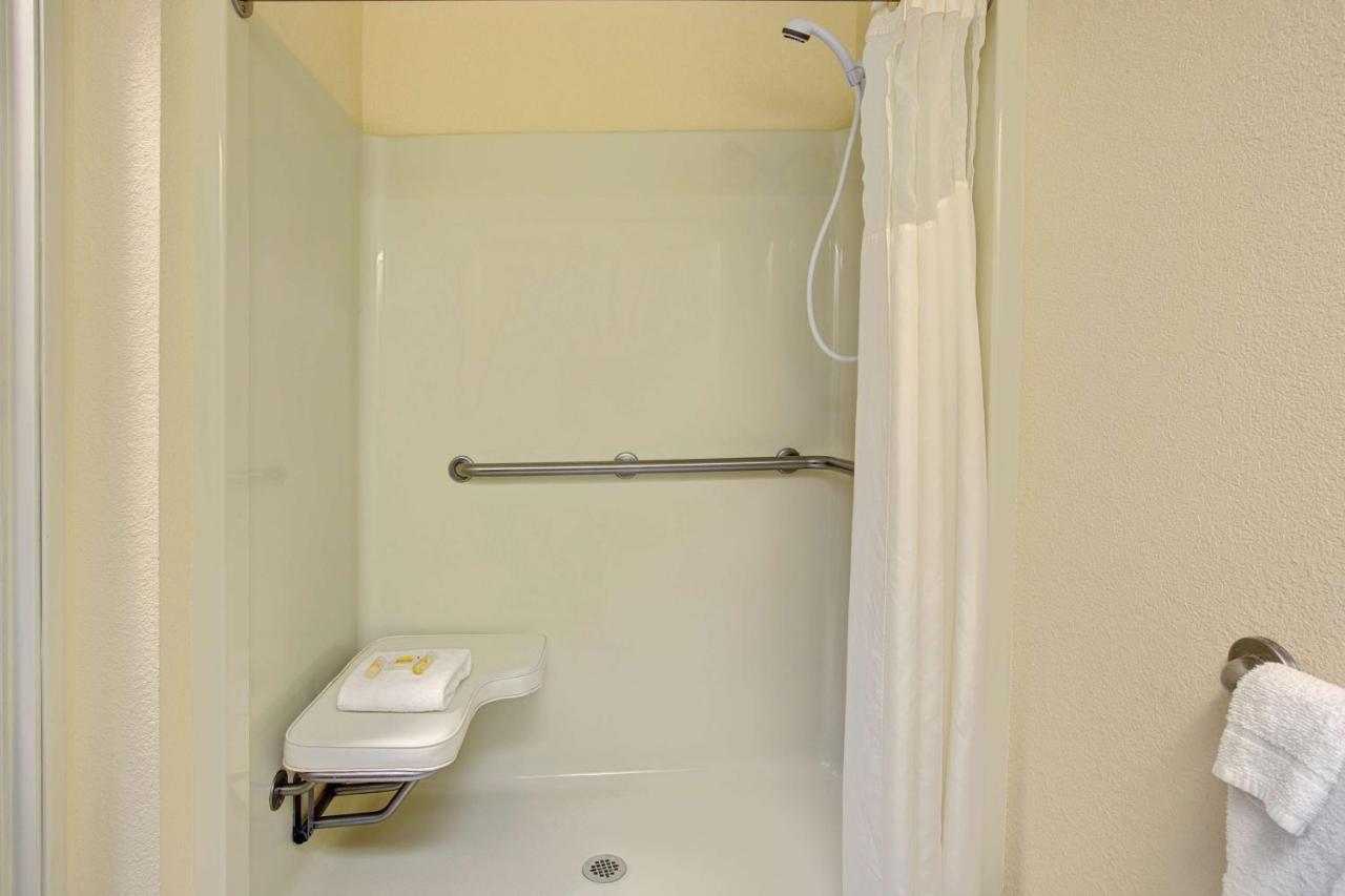 King Studio Suite - Non-Smoking at Days Inn & Suites by Wyndham Hickory