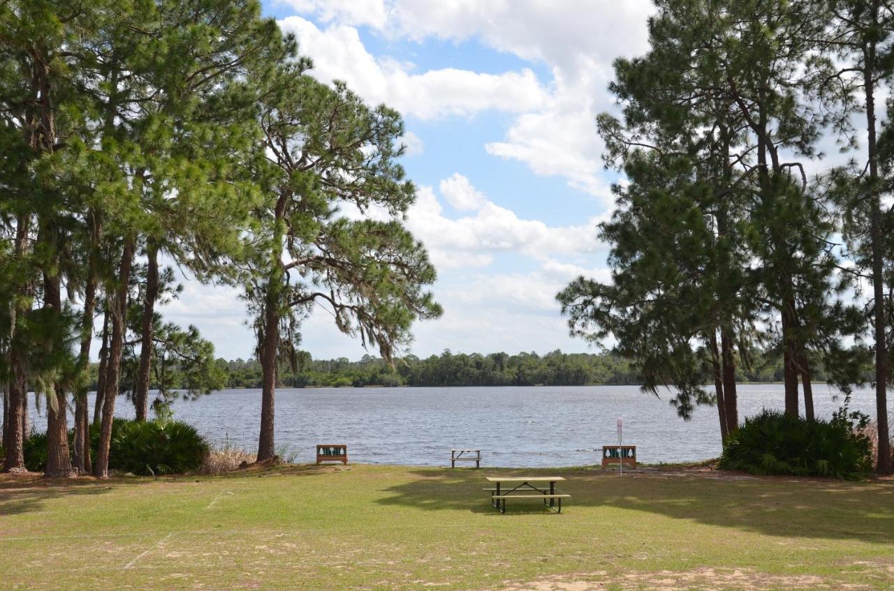 | Lake Magic Park Model 15
