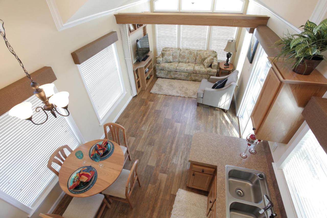  | Lake Magic Loft Cottage 11