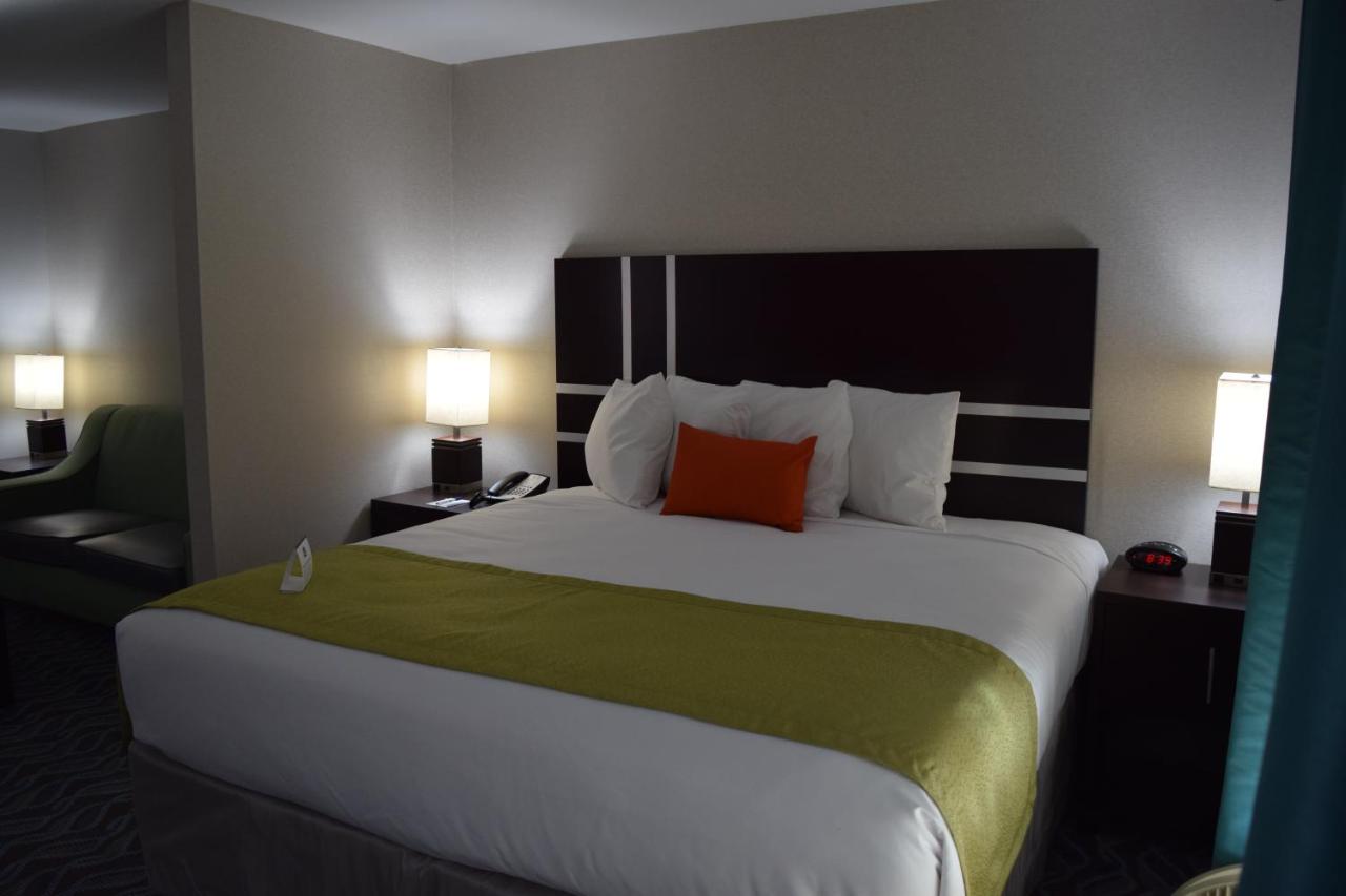 King Room - Non-Smoking at Best Western Plus Hardeeville Inn & Suites