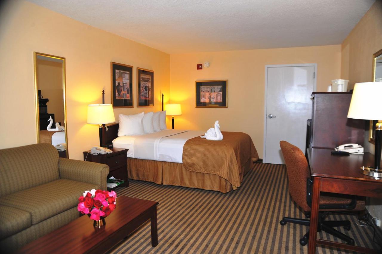 King Room Accessible at Opal Hotel & Suites