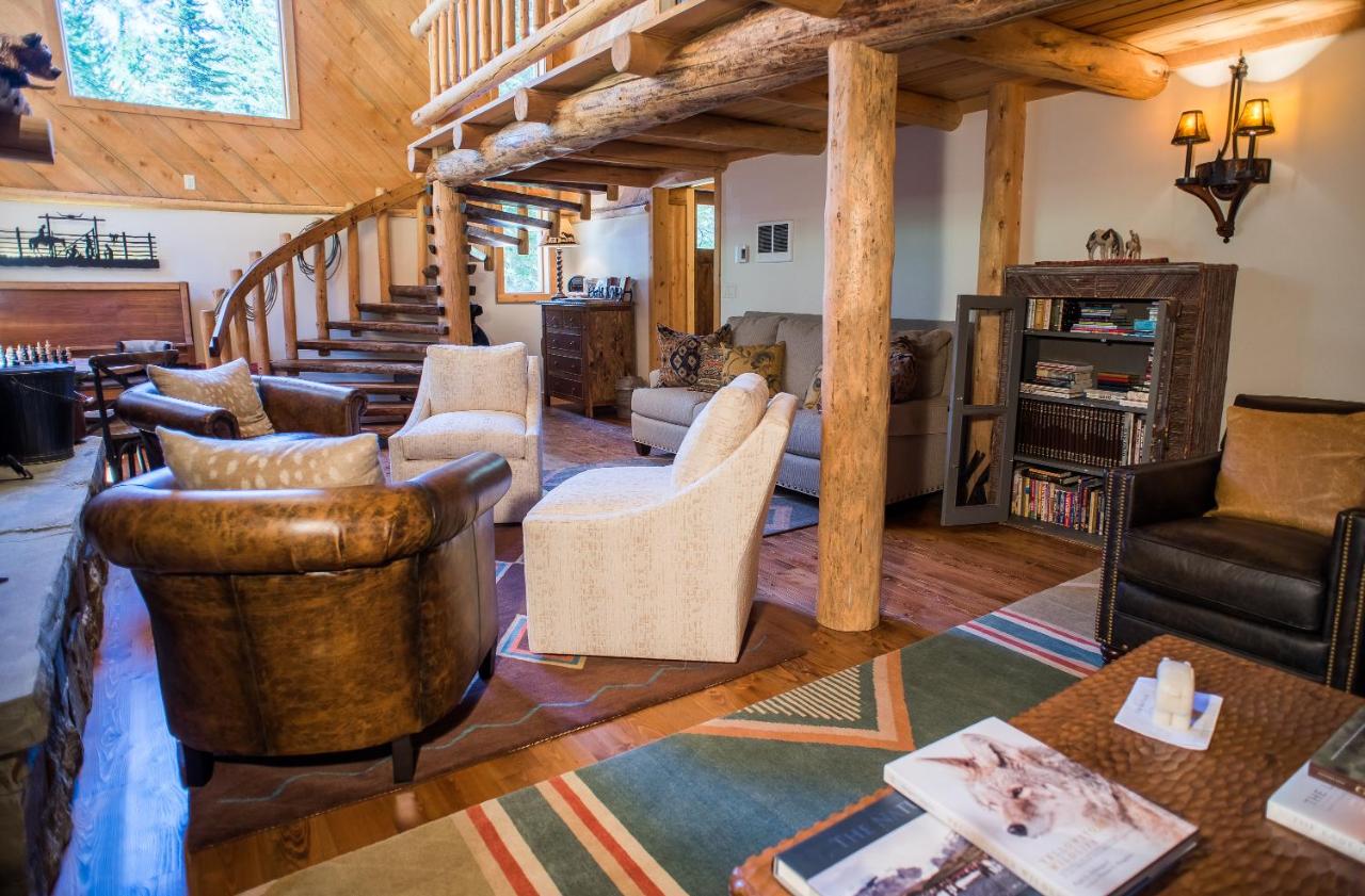 | Jackson Hole Hideout