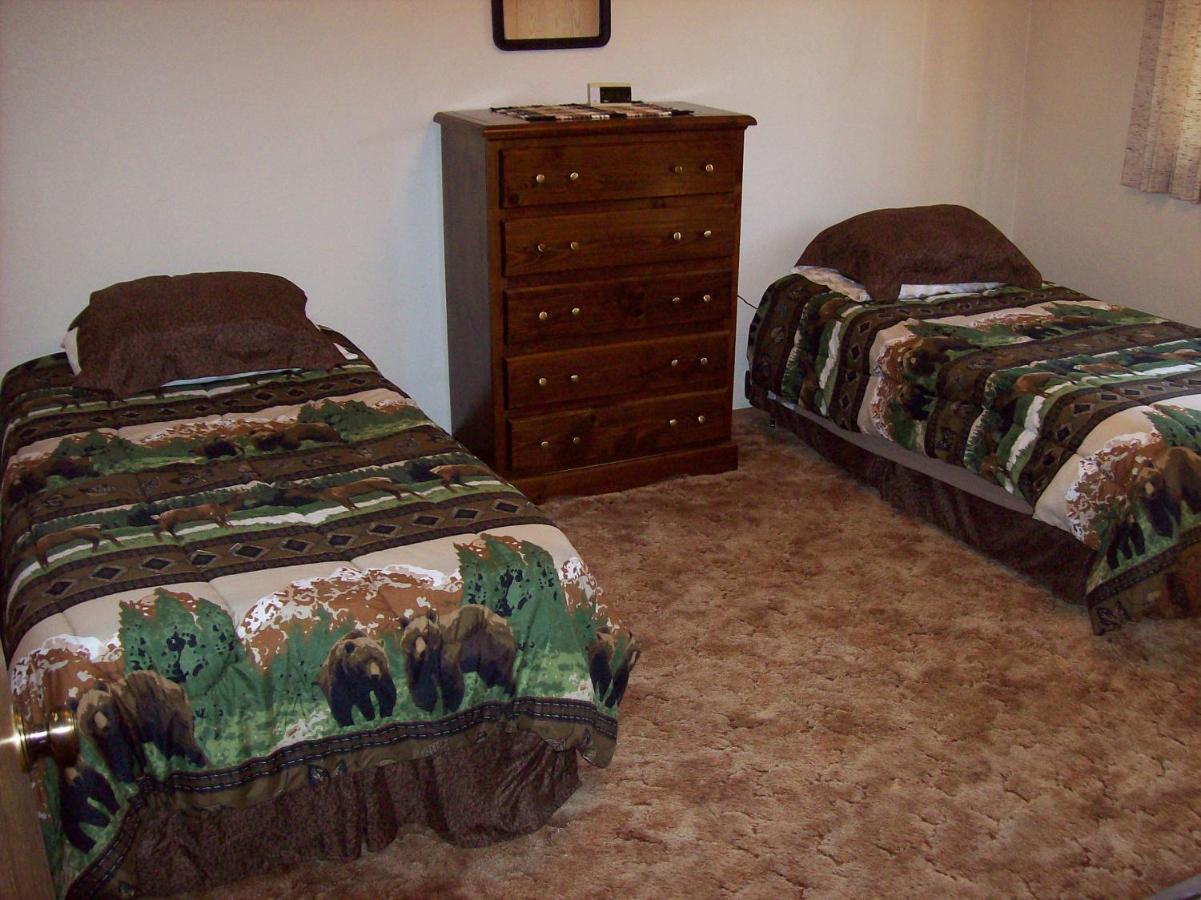 | Alaska's Kenai Jim's Lodge & Guide Service