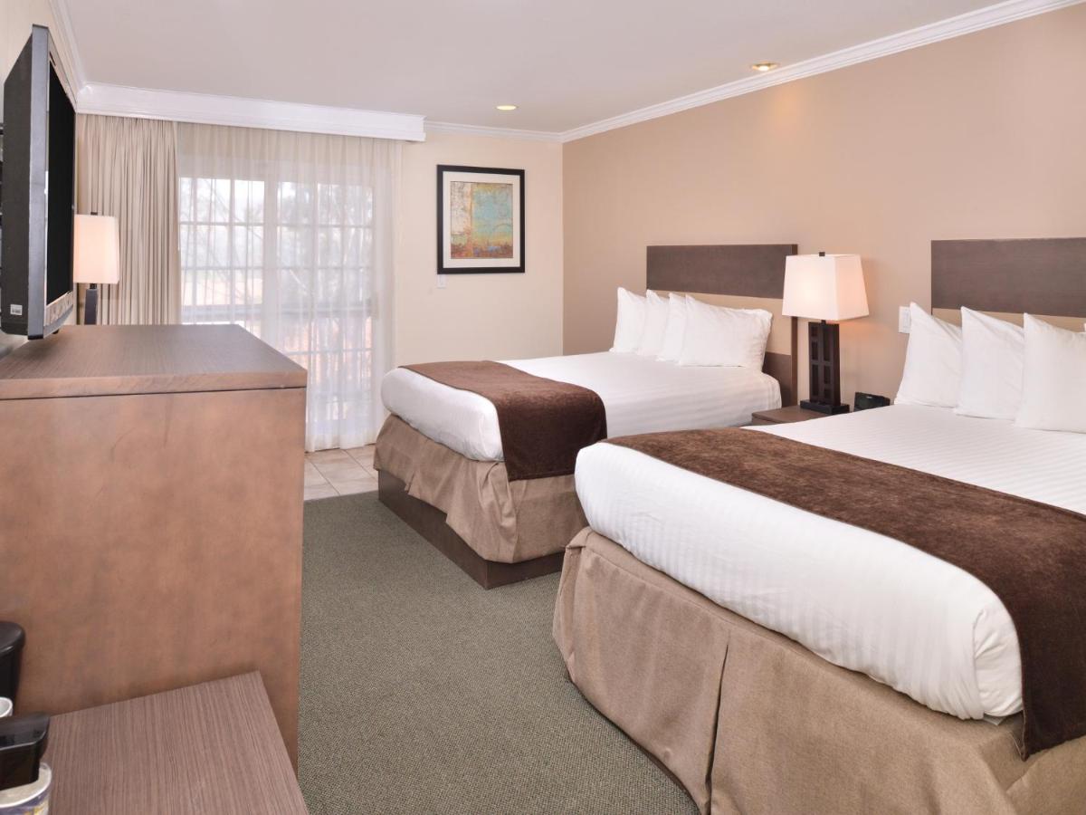 Queen Room with Two Queen Beds with Balcony - Non smoking at Best Western Capistrano Inn