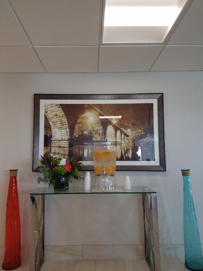  | Ramada by Wyndham Minneapolis Golden Valley