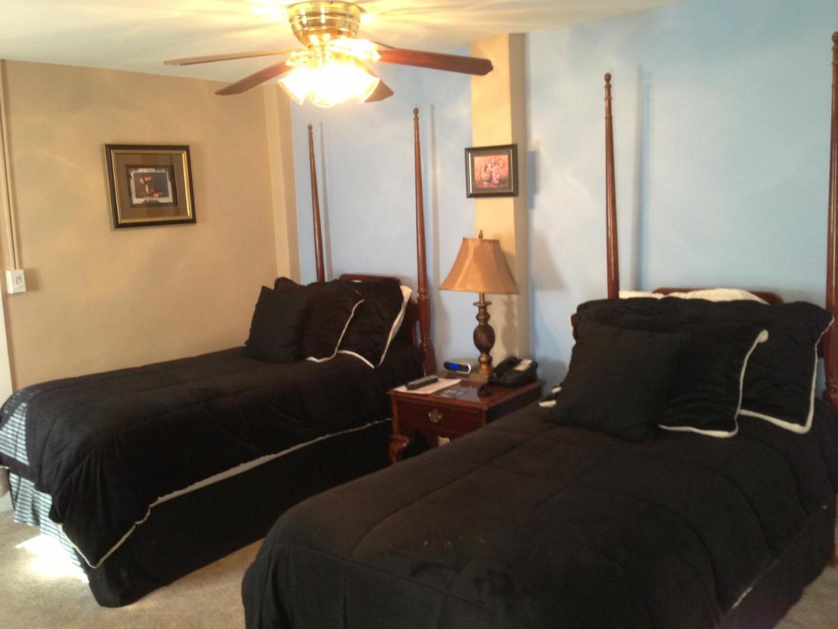  | The Tunnicliff Inn