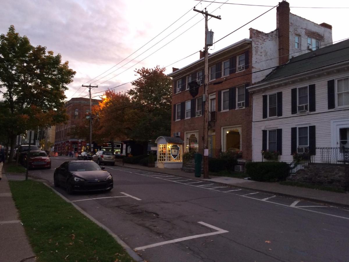  | The Tunnicliff Inn