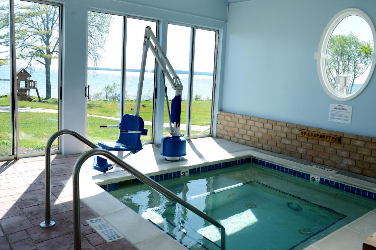  | Baymont by Wyndham St. Ignace Lakefront
