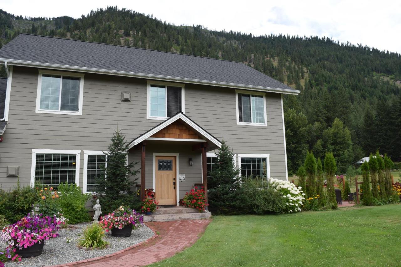 | Granite Hills Inn