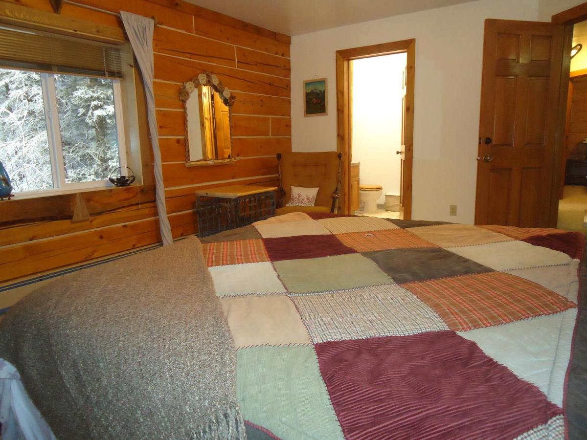 | Antler's Rest Bed and Breakfast