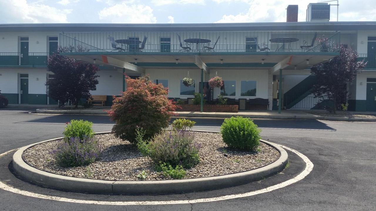 | Huntingdon Motor Inn