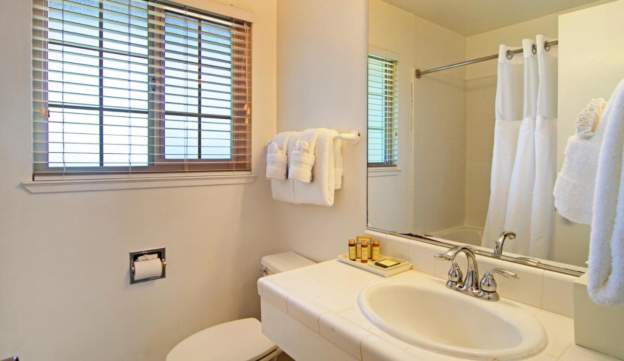 Deluxe Queen Suite at Svendsgaard's Inn