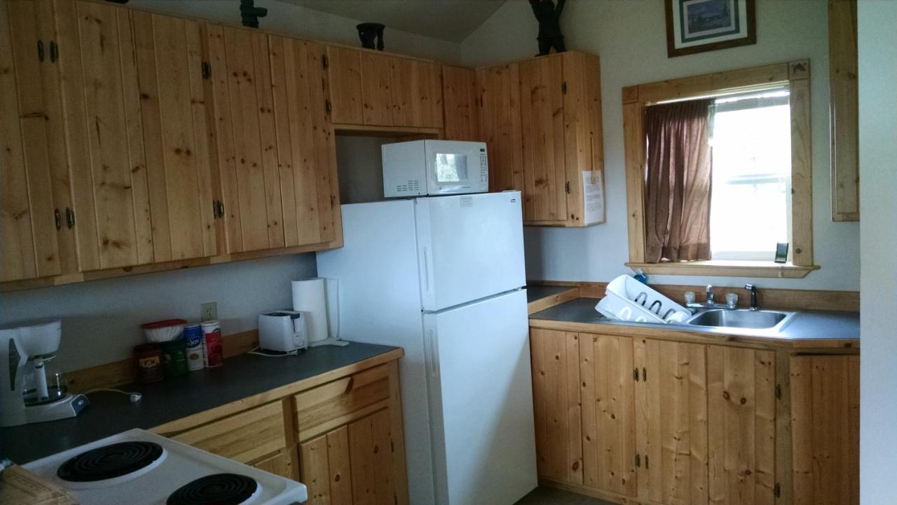 | Alaskan Spruce Cabins