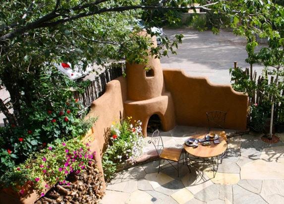 | Antigua Inn