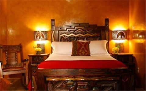 | Antigua Inn
