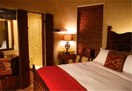 | Antigua Inn