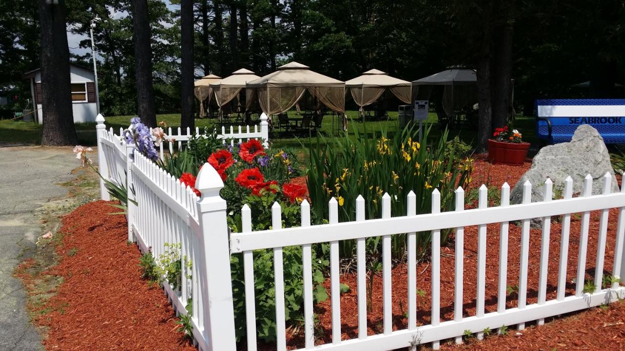 | Seabrook Inn