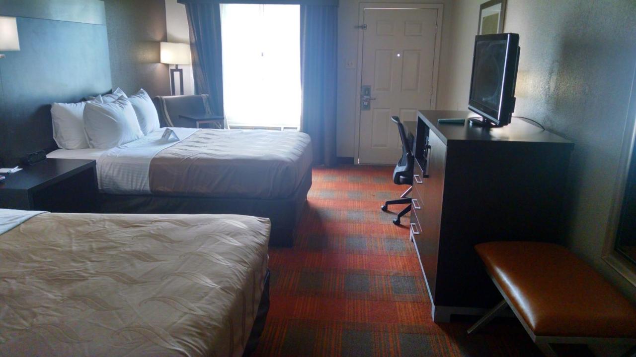 Queen Room with Two Queen Beds - Non-Smoking at Quality Inn & Suites Stuttgart North
