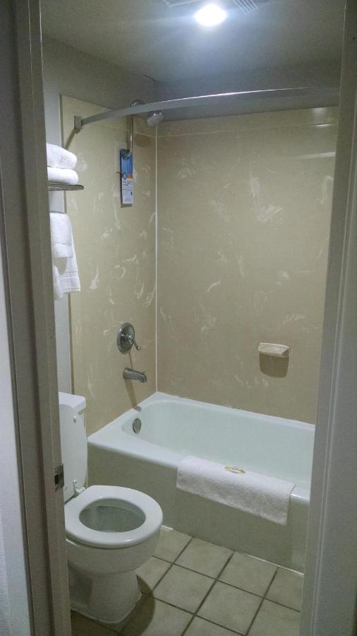 Queen Room with Two Queen Beds - Smoking at Quality Inn & Suites Stuttgart North