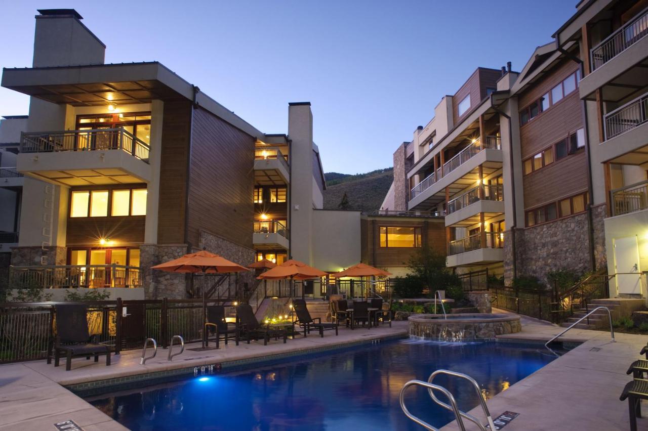 | Lodge at Lionshead