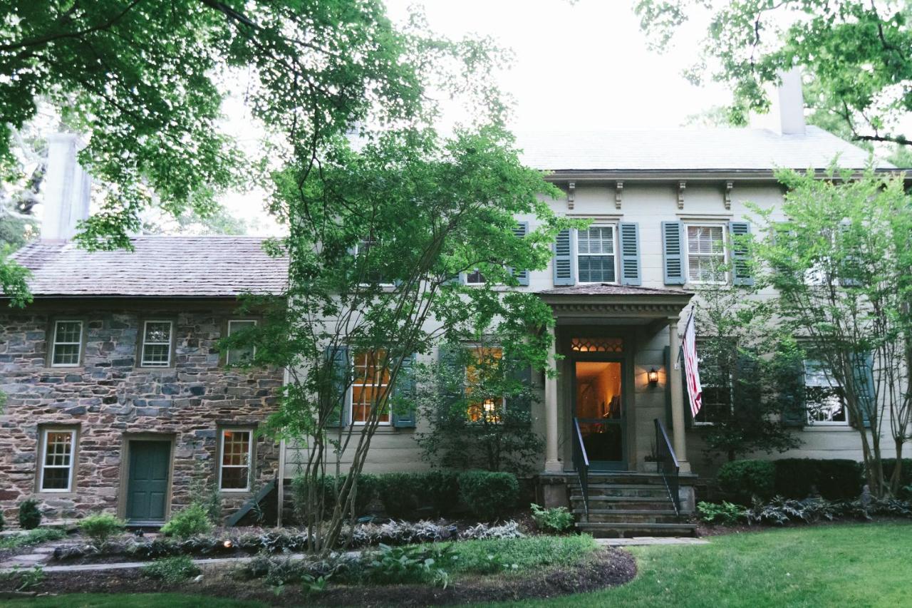 | Inn at Glencairn