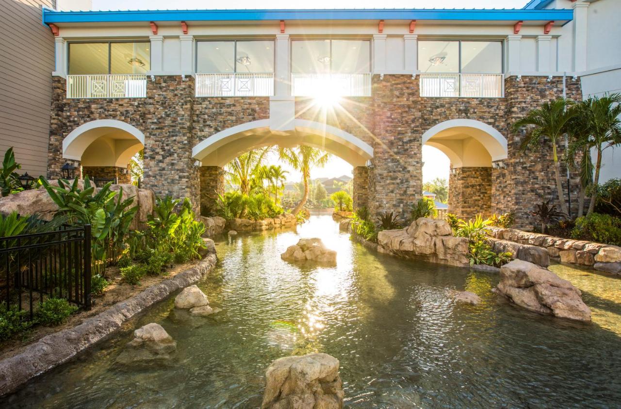  | Universal's Loews Sapphire Falls Resort™