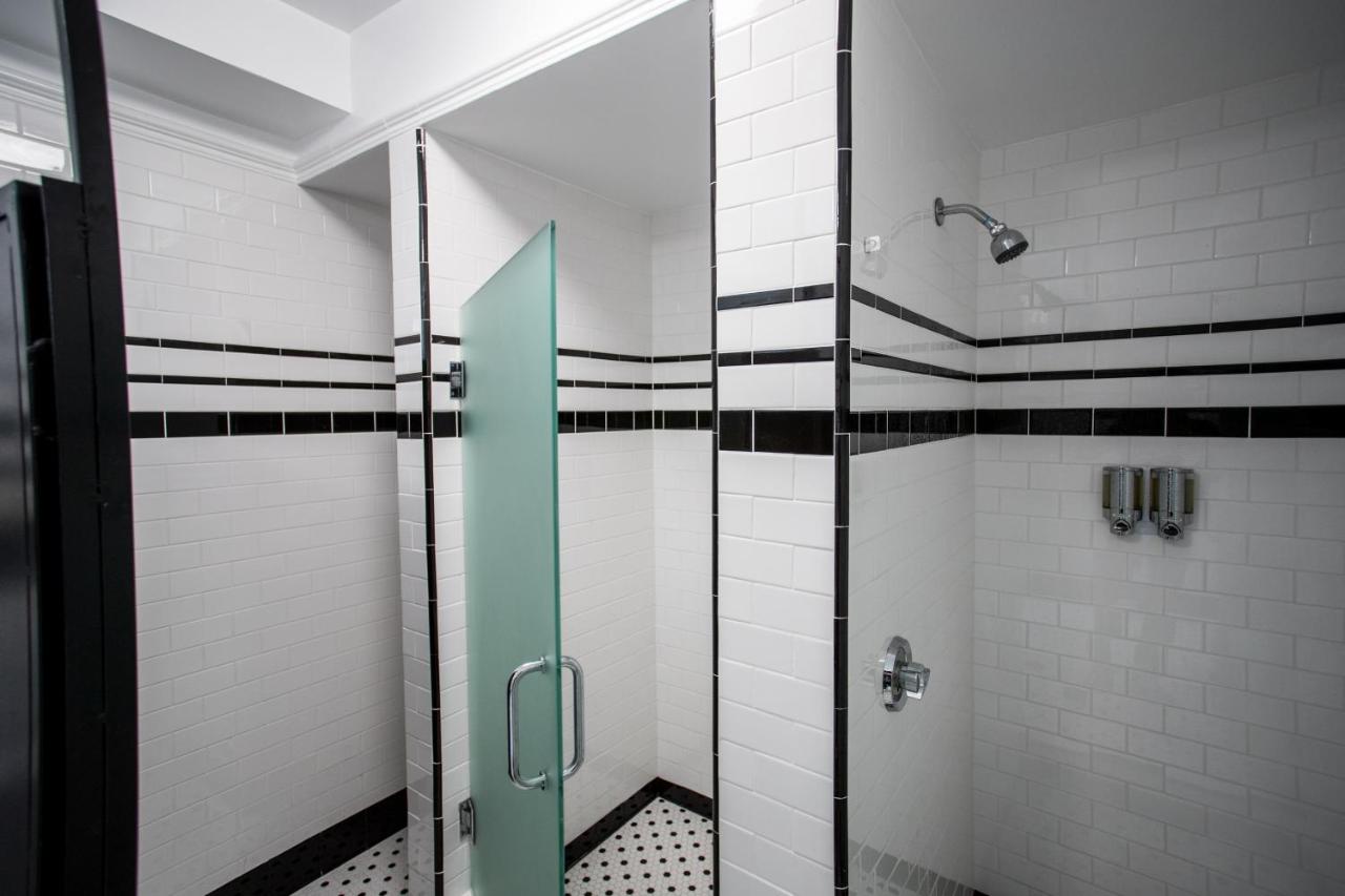 AMERICAN HOTEL LOS ANGELES