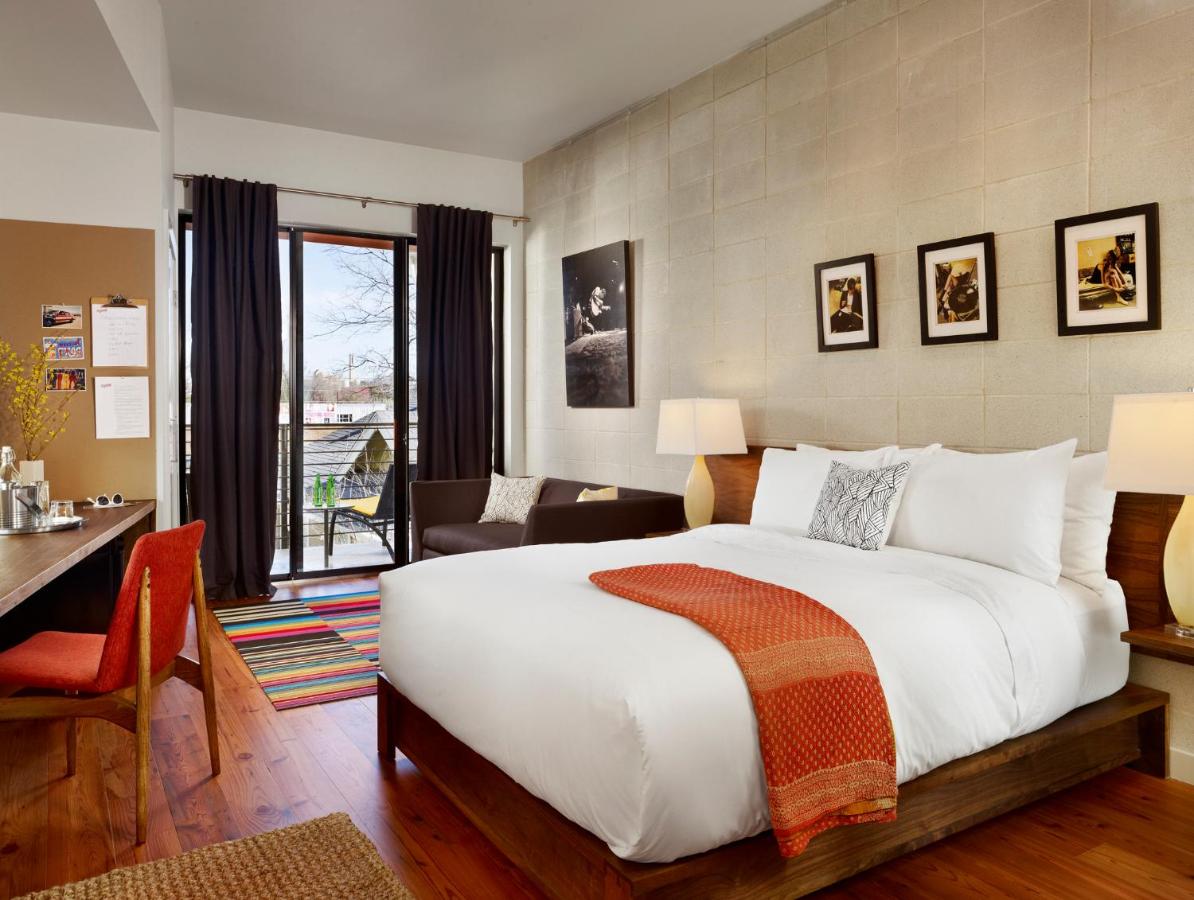 | Heywood Hotel