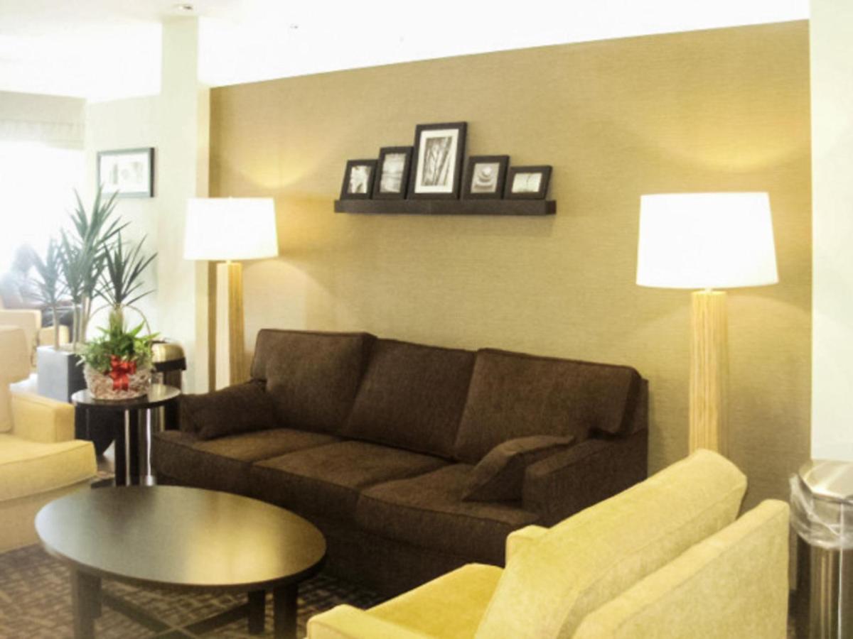 | Sleep Inn & Suites East Syracuse