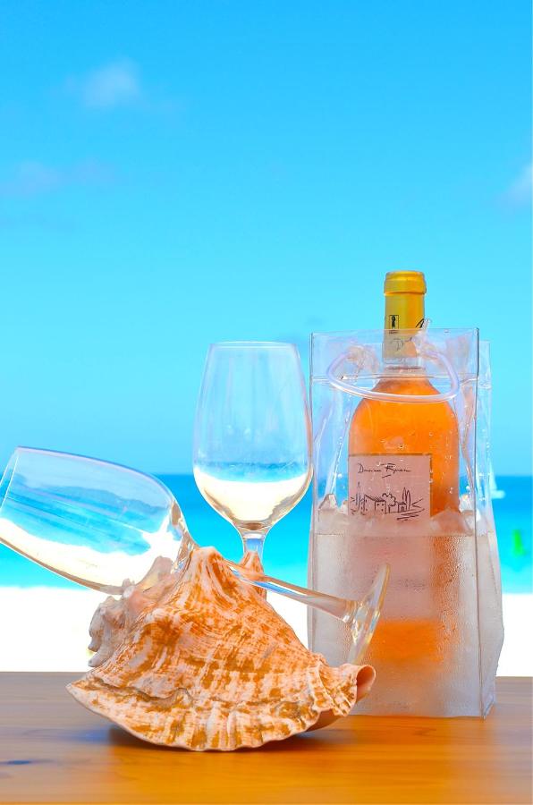  | West Bay Club