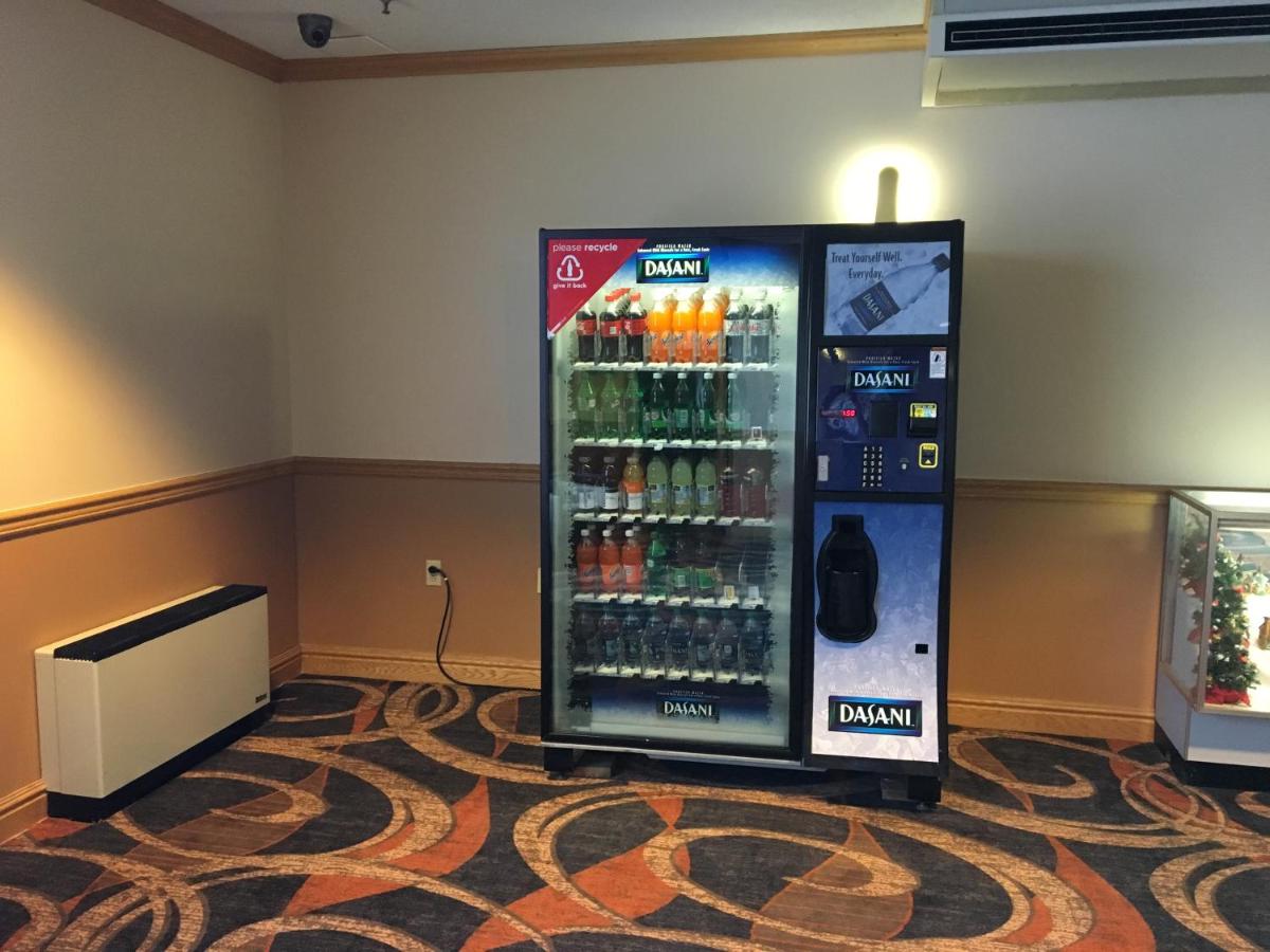 | Cabot Inn & Suites