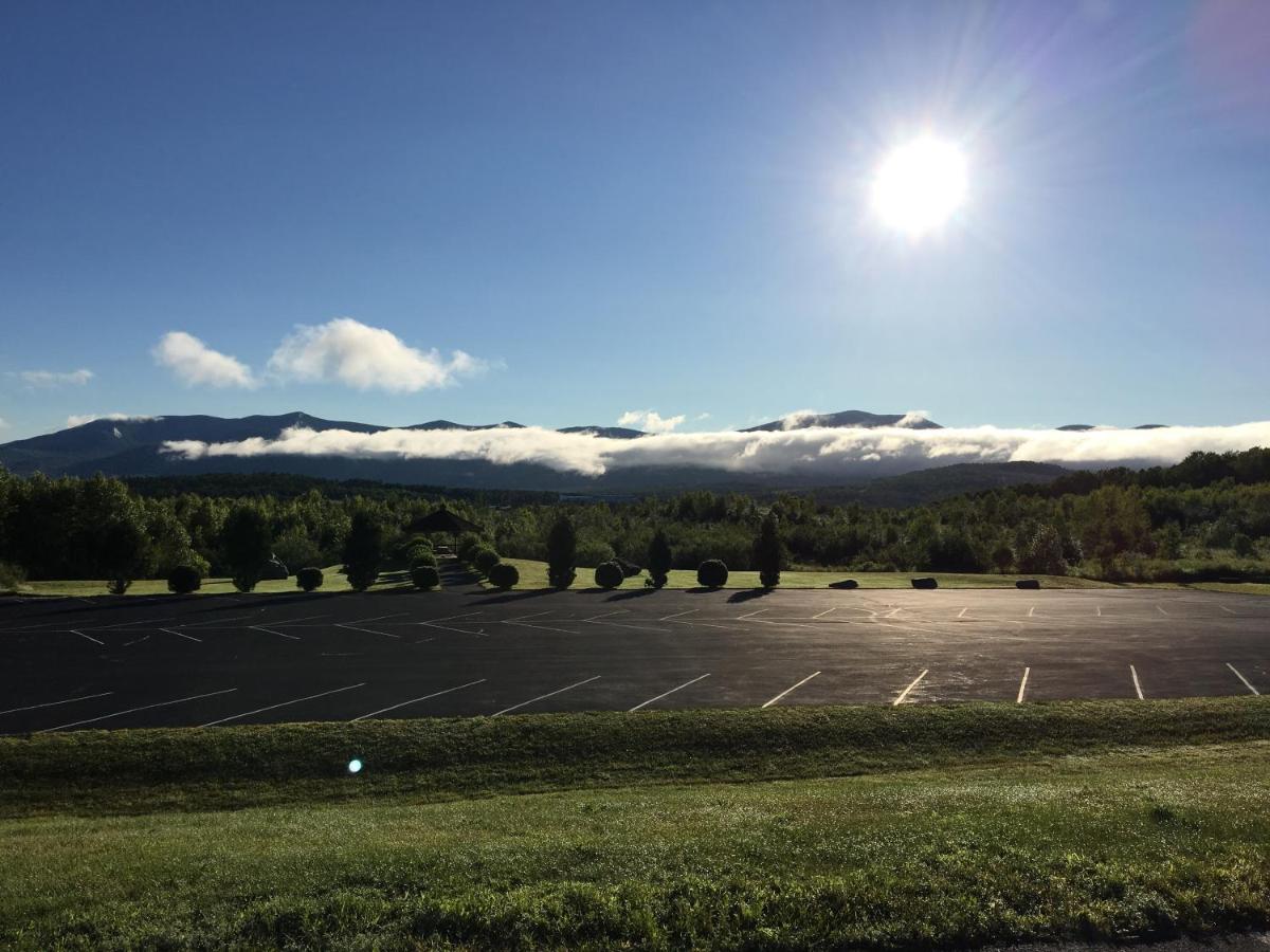 | Cabot Inn & Suites