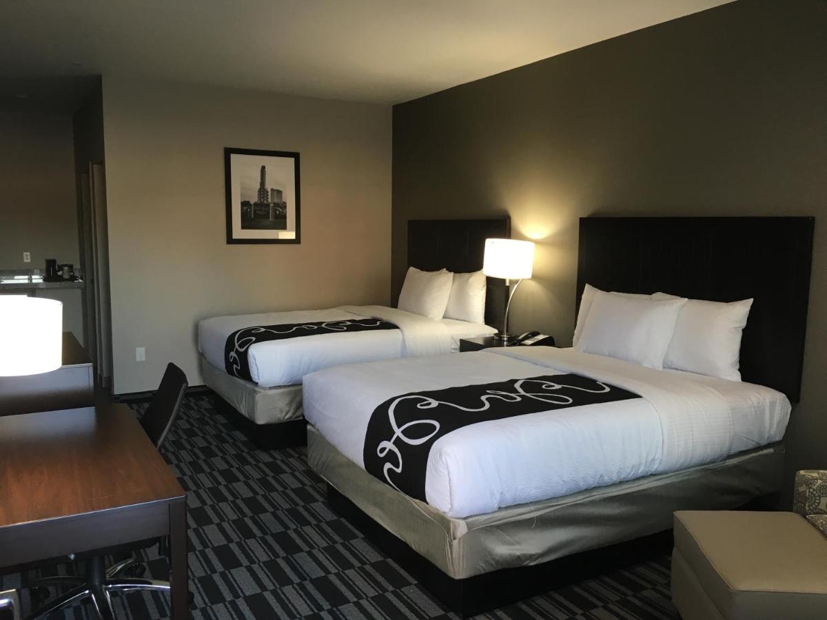 | Catoosa Inn & Suites