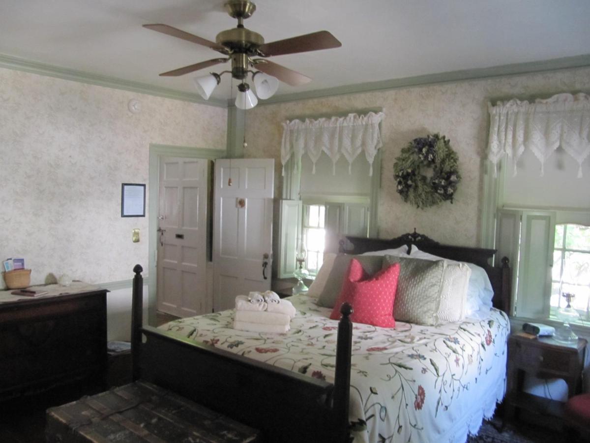  | William's Grant Inn Bed and Breakfast