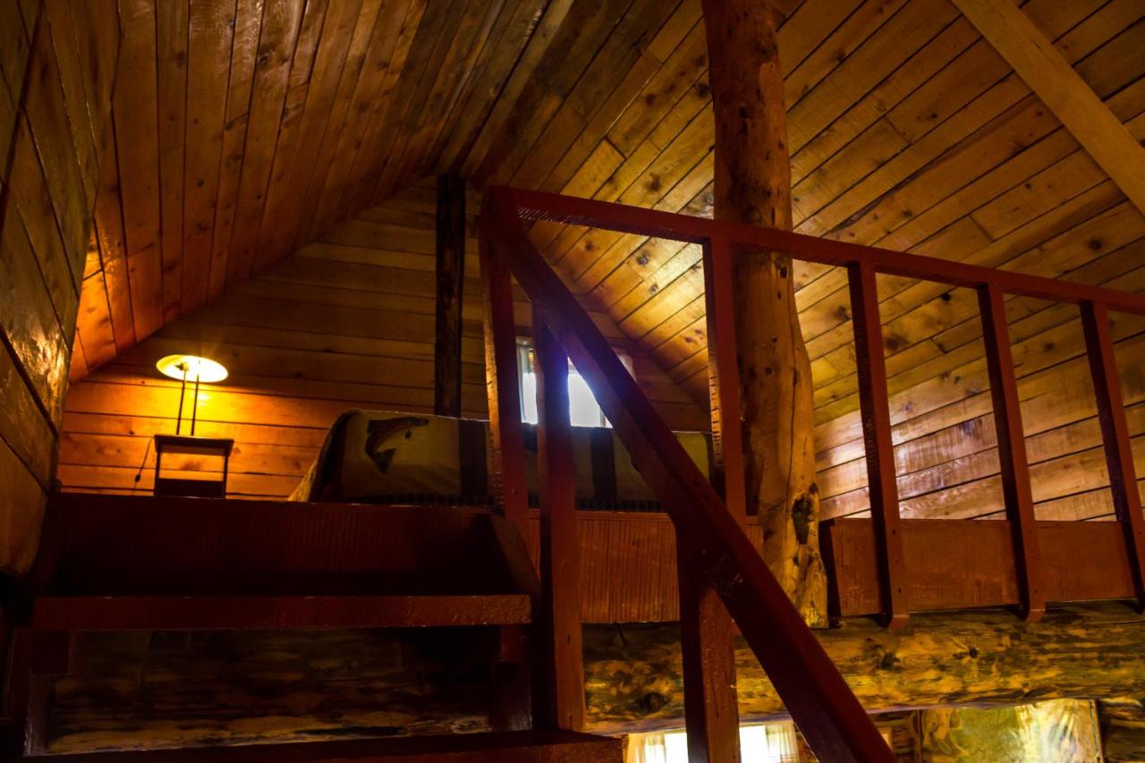 | Midnight Sun Log Cabins